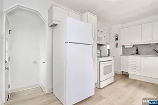 27-20 Kipp, Fair Lawn, NJ 07410 - Photo 13