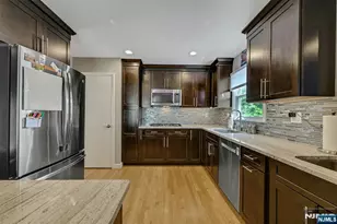 917 E Lawn Dr, Teaneck Township, NJ 07666 - Photo 7