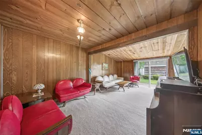 180 Oxford Avenue, Saddle Brook Township, NJ 07663 - Photo 7