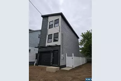 15 Chestnut Avenue, Irvington, NJ 07111 - Photo 3
