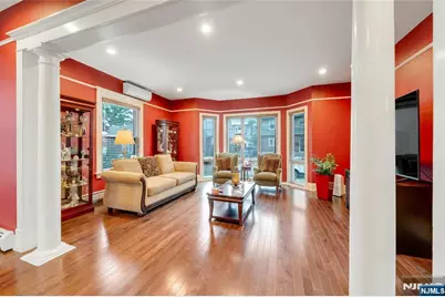 1130 Edgewood Lane, Fort Lee, NJ 07024 - Photo 5