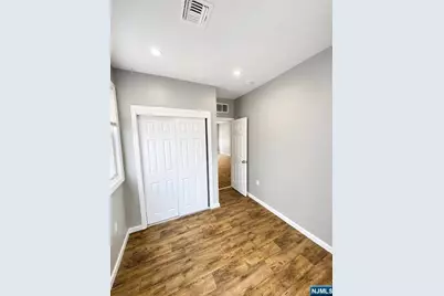 647 Grove Street, Irvington, NJ 07111 - Photo 7