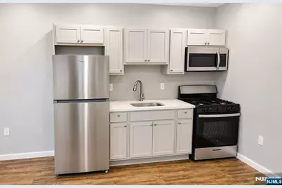 647 Grove Street, Irvington, NJ 07111 - Photo 3
