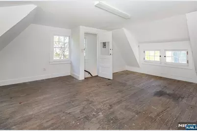 132 Christopher, Montclair, NJ 07042 - Photo 47