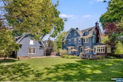 132 Christopher, Montclair, NJ 07042 - Photo 49
