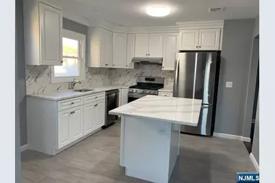 9006 Palisade Plaza 2nd #2nd, North Bergen, NJ 07047 - Photo 13