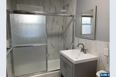 9006 Palisade Plaza 2nd #2nd, North Bergen, NJ 07047 - Photo 3