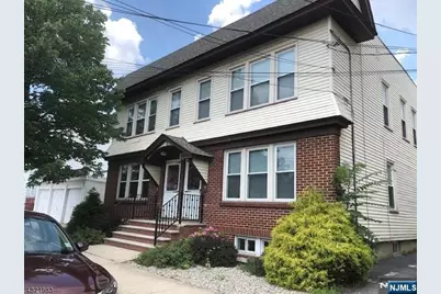 9 Schuyler Court R2 #R2, Kearny, NJ 07032 - Photo 1