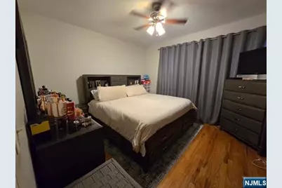 9 Schuyler Court R2 #R2, Kearny, NJ 07032 - Photo 5