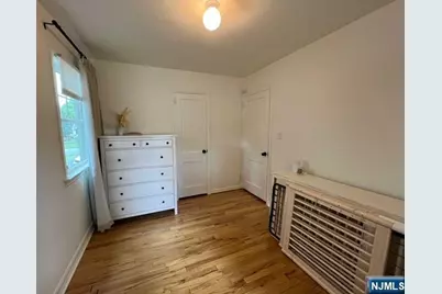 380 Chesterfield Street, Ridgewood, NJ 07450 - Photo 15