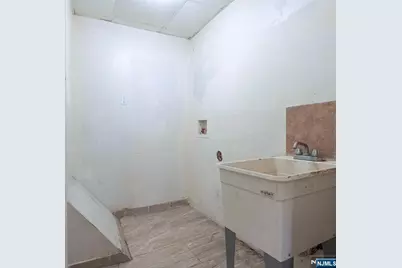144 Steuben, East Orange, NJ 07018 - Photo 29