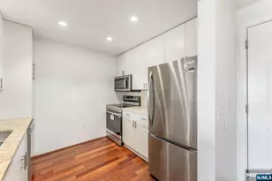 2305 City Pl, Edgewater, NJ 07020 - Photo 7