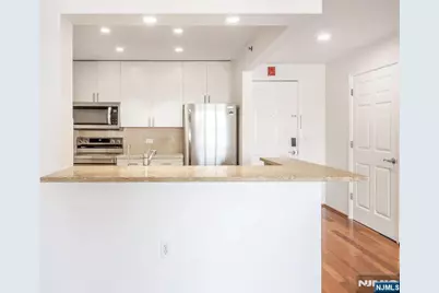 2305 City Place, Edgewater, NJ 07020 - Photo 9