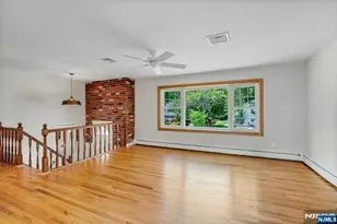 98 Vassar Dr, Paramus, NJ 07652 - Photo 5