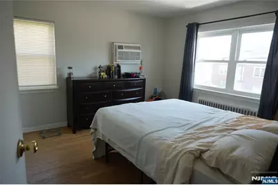 61 Brighton Avenue 10 #10, Belleville, NJ 07109 - Photo 5