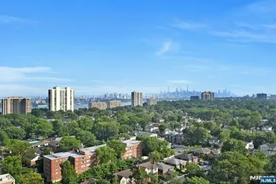 1590 Anderson Avenue 14H #14H, Fort Lee, NJ 07024 - Photo 17