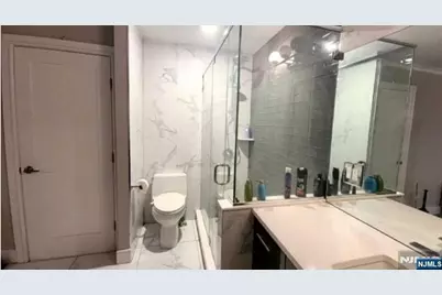 1590 Anderson Avenue 14H #14H, Fort Lee, NJ 07024 - Photo 33