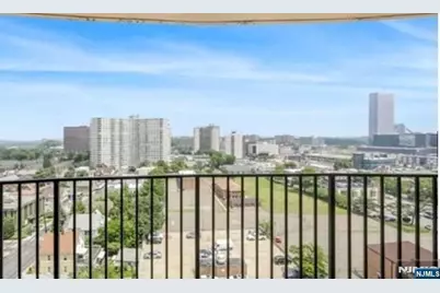 1590 Anderson Avenue 14H #14H, Fort Lee, NJ 07024 - Photo 13