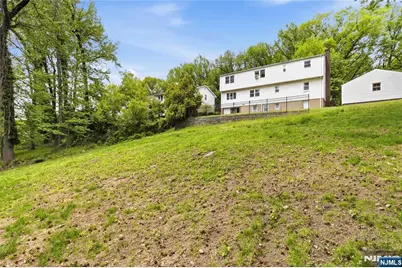 86 N Farview Avenue 1st Floor #1st Floor, Paramus, NJ 07652 - Photo 29