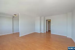 285 Aycrigg Ave 19F, Passaic, NJ 07055 - Photo 9