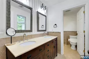 12-65 Burbank St, Fair Lawn, NJ 07410 - Photo 29