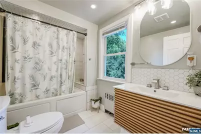 776 Maple Avenue, Glen Rock, NJ 07452 - Photo 19