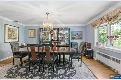 604 Rutland Avenue, Teaneck Township, NJ 07666 - Photo 5