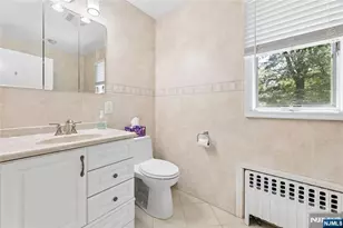 604 Rutland Ave, Teaneck Township, NJ 07666 - Photo 21