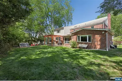 604 Rutland Avenue, Teaneck Township, NJ 07666 - Photo 27