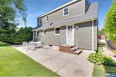 287 Jackson Avenue, Rutherford, NJ 07070 - Photo 25