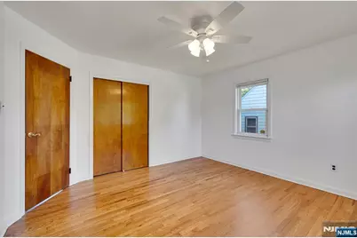 287 Jackson Avenue, Rutherford, NJ 07070 - Photo 13