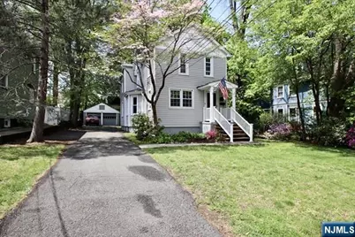 323 Maple Avenue 2 #2, Oradell, NJ 07649 - Photo 1