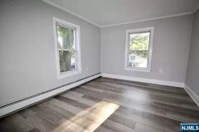 323 Maple Avenue 2 #2, Oradell, NJ 07649 - Photo 3