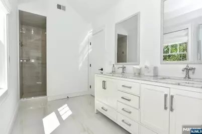 17 Grandview Avenue, Upper Saddle River, NJ 07458 - Photo 27
