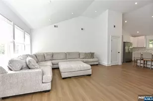 17 Grandview Ave, Upper Saddle River, NJ 07458 - Photo 15