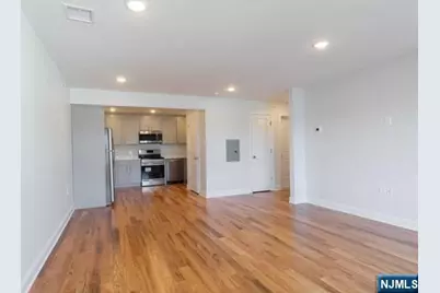 111 Monroe Street 15 #15, Garfield, NJ 07026 - Photo 5