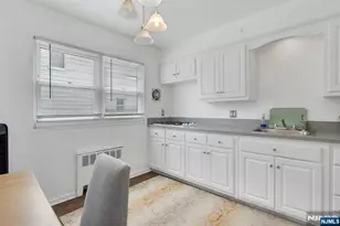 201 Oakdene Pl D1, Cliffside Park, NJ 07010 - Photo 7