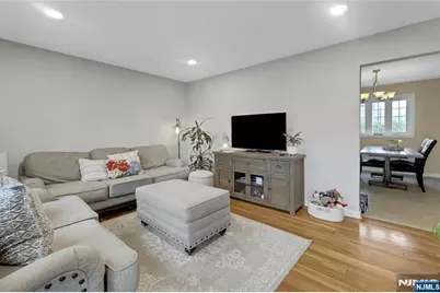25 Veterans Place, North Arlington, NJ 07031 - Photo 7