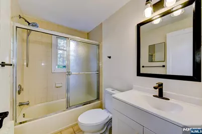 10 Lake Drive, Mendham, NJ 07945 - Photo 19