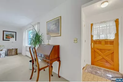 522 Helena Avenue, Wyckoff Township, NJ 07481 - Photo 21