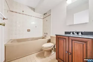 326 Prospect Ave 6J, Hackensack, NJ 07601 - Photo 13