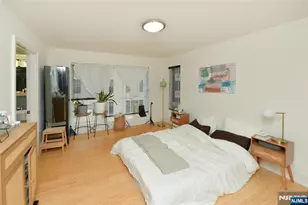 310 Cliff Ln 3F, Cliffside Park, NJ 07010 - Photo 5