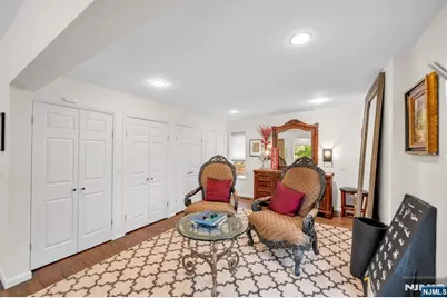 37 Berkshire Road, Woodcliff Lake, NJ 07677 - Photo 15
