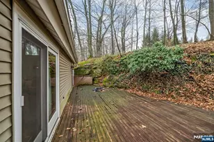 37 Berkshire Rd, Woodcliff Lake, NJ 07677 - Photo 27