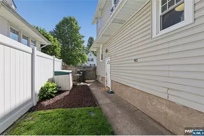 142 Kensington Avenue, Norwood, NJ 07648 - Photo 33