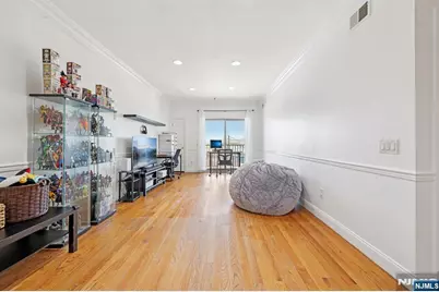 15-19 Tichenor 407 #407, Newark, NJ 07112 - Photo 7