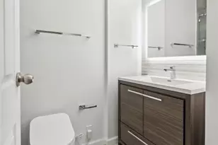 200 Winston 121, Cliffside Park, NJ 07010 - Photo 5