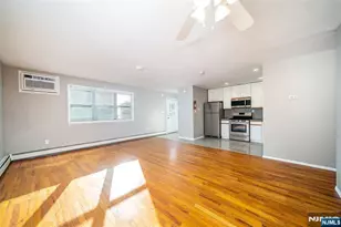 54 Chestnut St, Weehawken, NJ 07086 - Photo 15