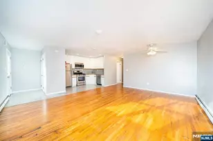 54 Chestnut St, Weehawken, NJ 07086 - Photo 17