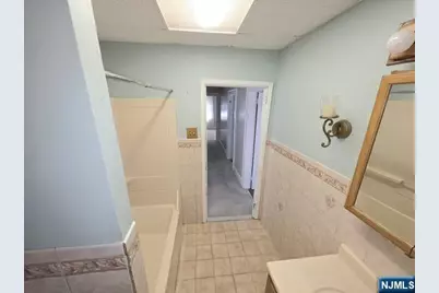 16 Beaver Avenue, North Arlington, NJ 07031 - Photo 19